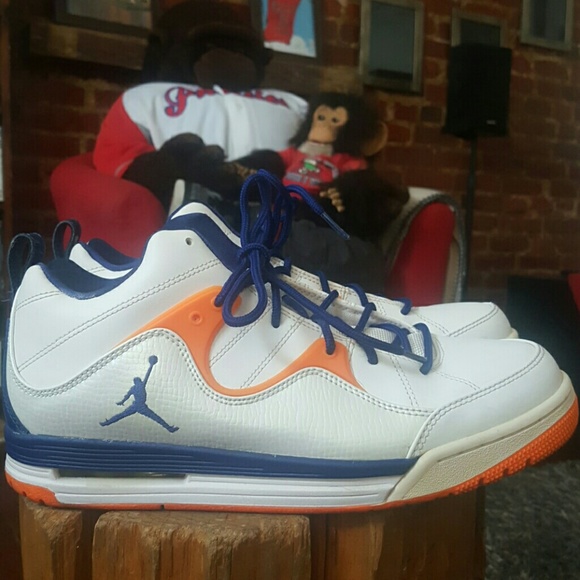 Jordan Sneakers - Picture 5 of 6